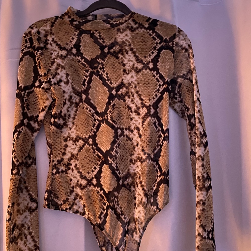 Fashion Nova Snakeskin Bodysuit